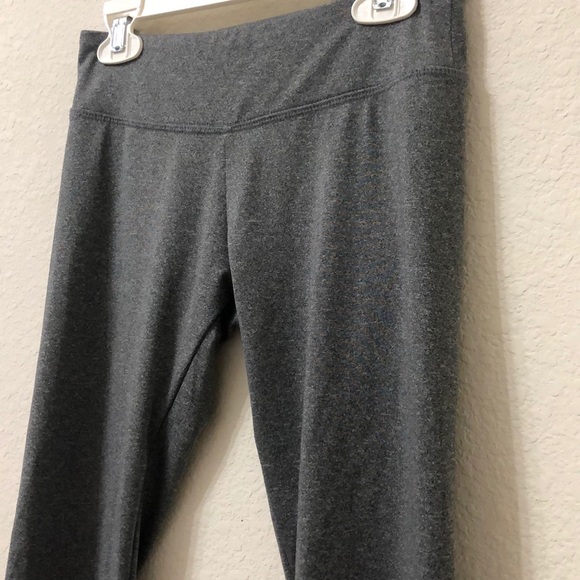 Soft and smooth gray leggings size 10 - Picture 2 of 9